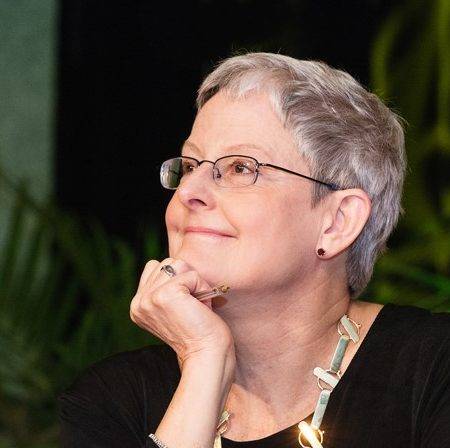 FNU Alumni Holly Powell Kennedy Speaks at Commencement Ceremonies