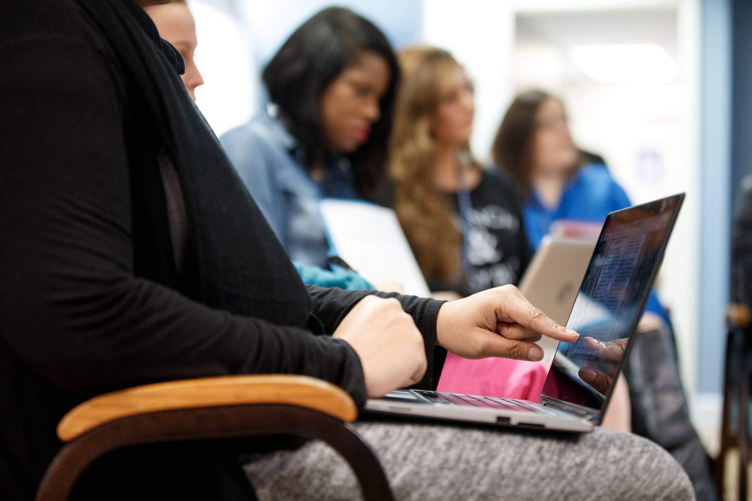 How FNU Transitioned In-Person Sessions to Online Success During COVID-19