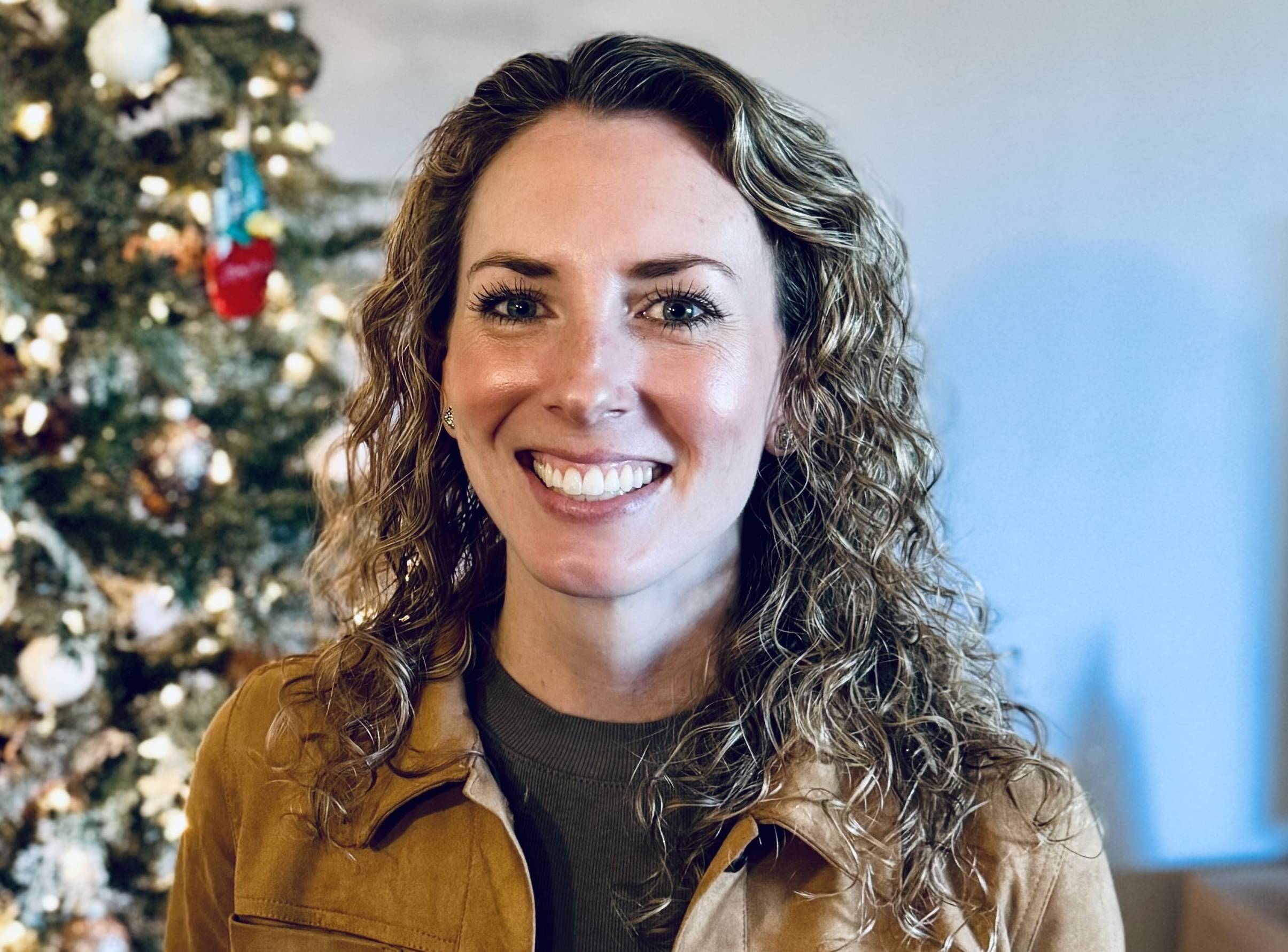 FNU Student Ainsley Stone Issues Day of Giving Challenge