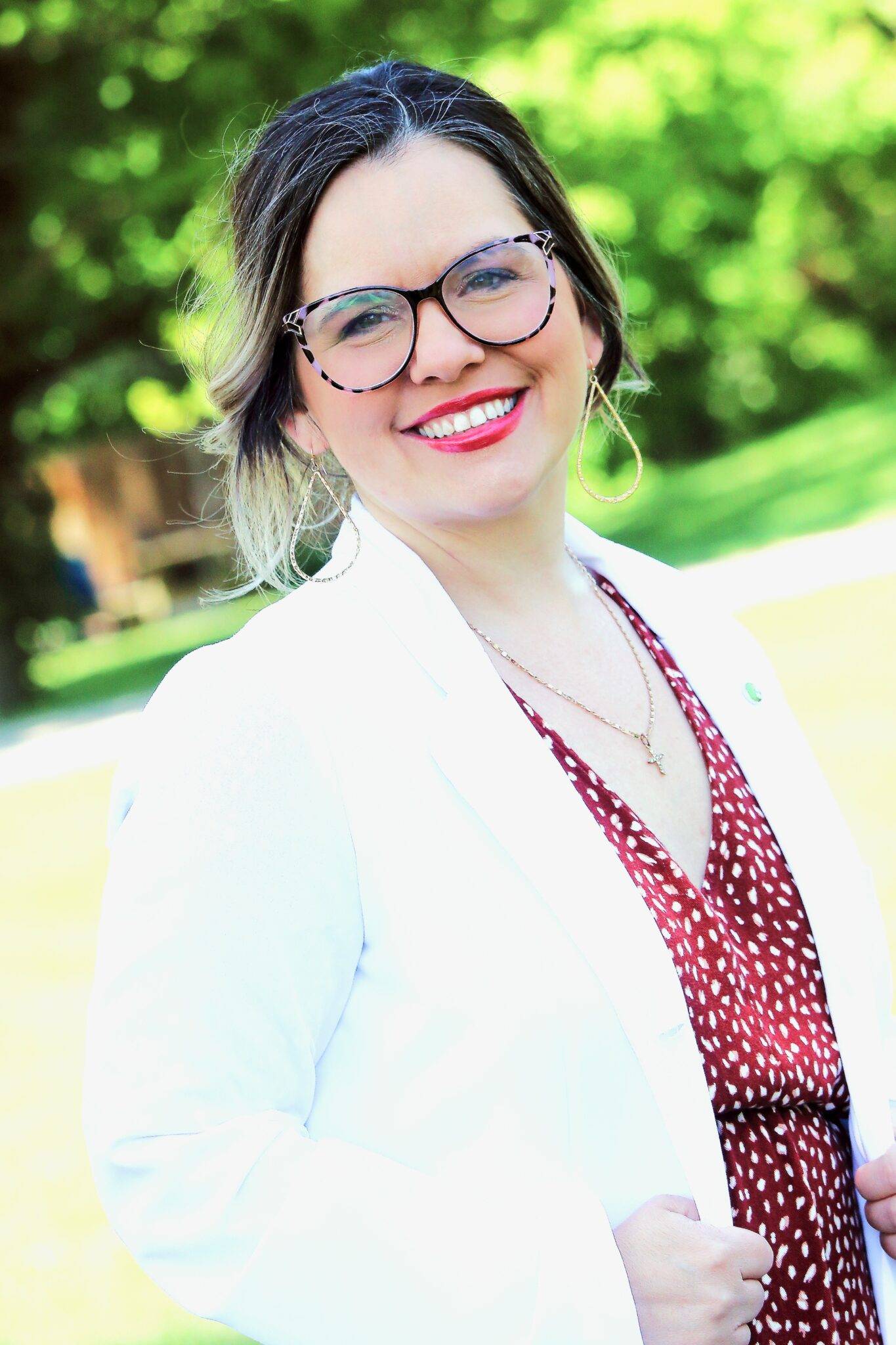 A Century of Stories: Leslie Copp, MSN, FNP, DNP (Class 57) – Frontier ...